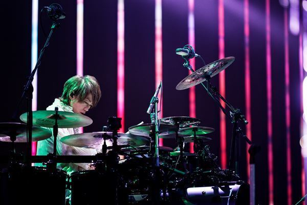 結成30周年の軌跡を描いたL’Arc～en～Cielが、さらに先のミライを約束「合唱は次回のお楽しみに」