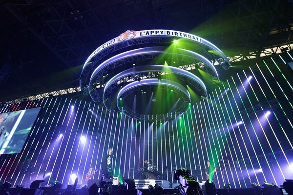 結成30周年の軌跡を描いたL’Arc～en～Cielが、さらに先のミライを約束「合唱は次回のお楽しみに」