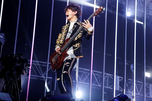 結成30周年の軌跡を描いたL’Arc～en～Cielが、さらに先のミライを約束「合唱は次回のお楽しみに」