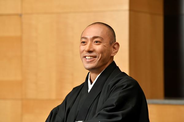 海老蔵、2年ぶりの歌舞伎座で5役早替わり「歌舞伎を観たことのない方も是非」