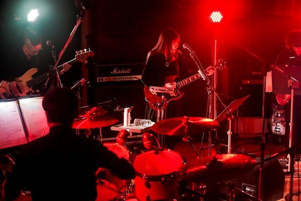 みゆな、1年ぶりワンマンライブ『Delete→再開』オンラインで開催＆新曲「奇術」MV公開