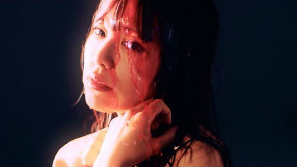 みゆな、1年ぶりワンマンライブ『Delete→再開』オンラインで開催＆新曲「奇術」MV公開