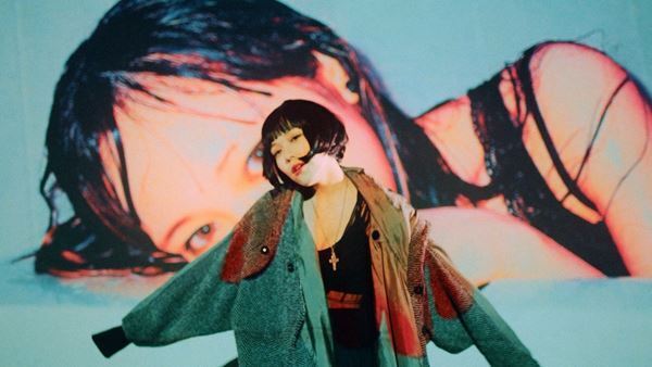 みゆな、1年ぶりワンマンライブ『Delete→再開』オンラインで開催＆新曲「奇術」MV公開