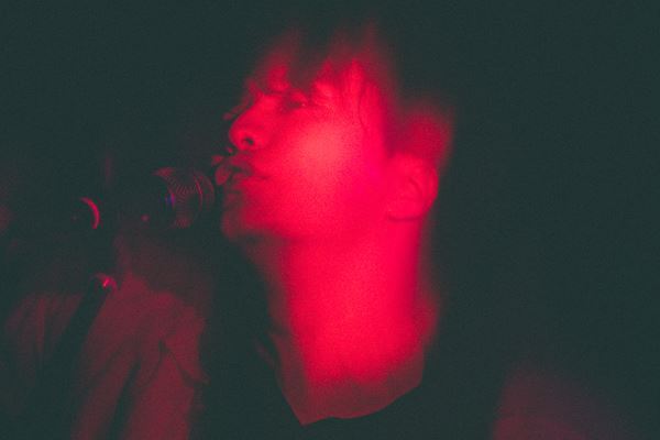 さくらしめじの田中雅功が、“18歳最後の日”に自身初となる ソロワンマンライブを開催！19歳への第一歩を力強く踏み出した。