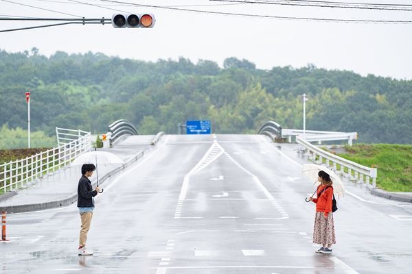 山田杏奈が独白する、楽しかった青春との別離　岩田剛典主演『名も無き世界のエンドロール』約50秒の本編シーン公開　