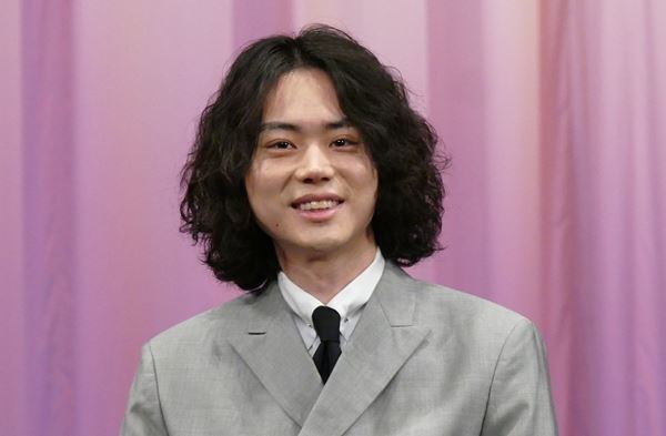 菅田将暉、志村けんさんの命日に『キネマの神様』完成を報告