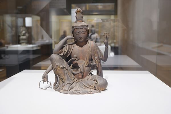 《如意輪観音座坐像》鎌倉時代 建治元年(1275) 奈良国立博物館