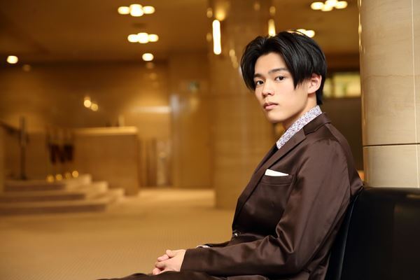 日向亘が上るスターへの階段「自分の出した正解の演技で、観客を納得させたい」