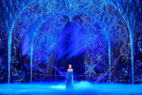 劇団四季『アナと雪の女王』が遂に幕開け！観る者に勇気を与える、圧巻の舞台をレポート