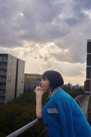 土岐麻子2年ぶりアルバムタイトルは『Twilight』 ジャケット＆新アー写公開