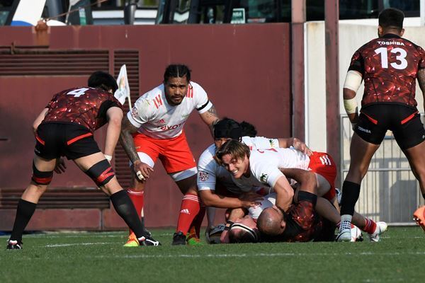 初優勝を狙うトヨタか、最多V目指すサントリーか? トップリーグ全勝対決がキックオフ！