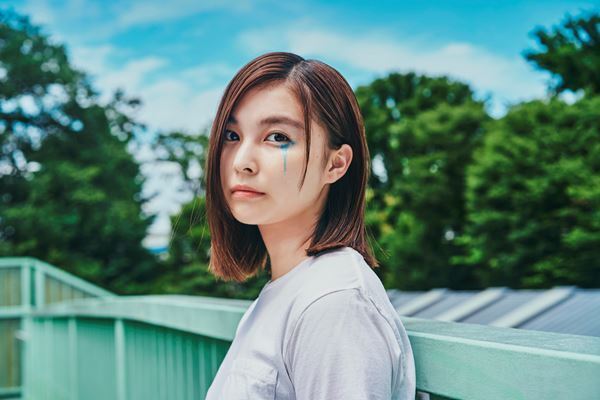 坂口有望、有華とのツーマンライブを1月に名古屋と神戸で開催