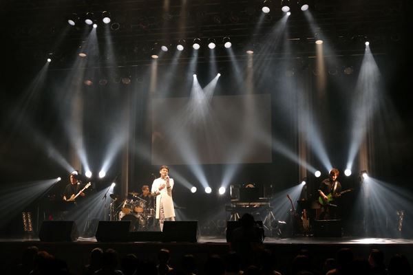 ゴスペラーズ・安岡優が無意味で面白い!?　最高のパフォーマンスを披露！【ソロライヴレポート】