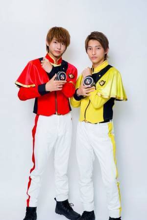 『魔進戦隊キラメイジャー』の劇場版が公開！ 小宮璃央＆木原瑠生が発見した“自分の新たな一面”とは？