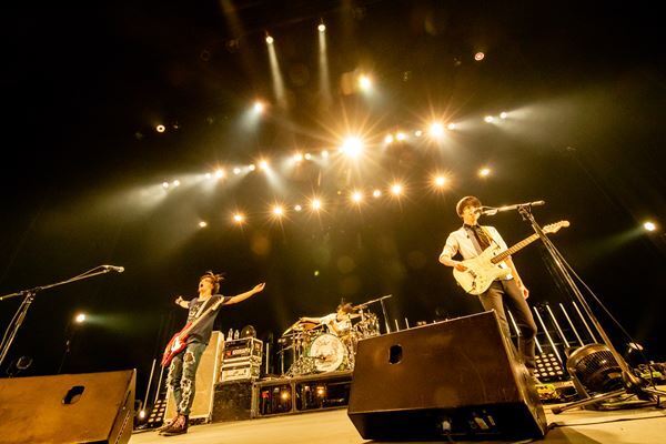 UNISON SQUARE GARDEN、初の有料生配信ワンマンライブを「uP!!!」で独占生配信