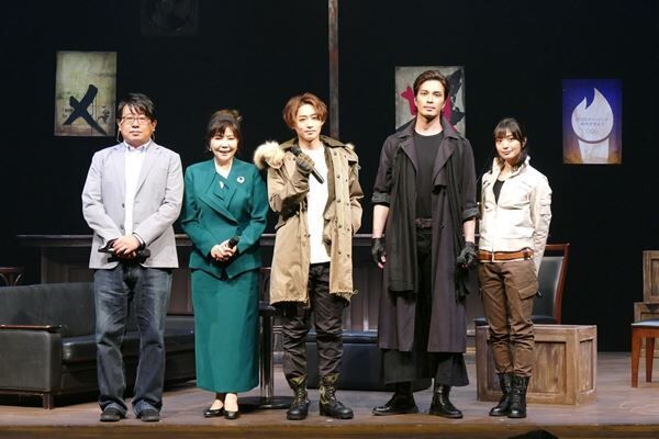 FICTIONAL STAGE「亡国のワルツ」取材会より左から毛利亘宏（少年社中）小川菜摘前山剛久廣瀬友祐北原里英