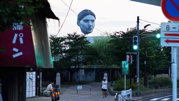 「誰かの顔」が東京の空にふたたび　《まさゆめ》プロジェクト、7月に続き2度目の実施