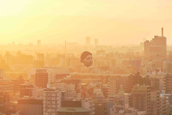 「誰かの顔」が東京の空にふたたび　《まさゆめ》プロジェクト、7月に続き2度目の実施