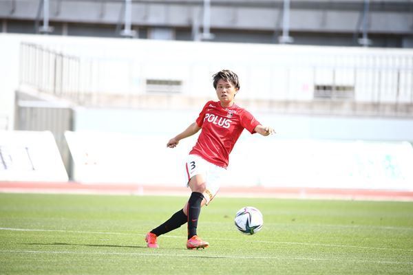 WEリーグ開幕記念・スペシャル鼎談キックオフ! 浦和・小泉×南×モー娘。横山、初対面の3人が語り合う!!