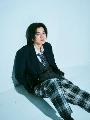 飯島寛騎がクール男子を熱演！「胸キュンと人間の成長を楽しめる作品です」