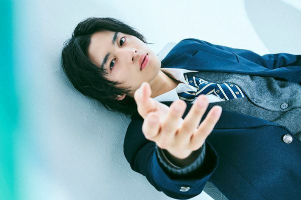 飯島寛騎がクール男子を熱演！「胸キュンと人間の成長を楽しめる作品です」