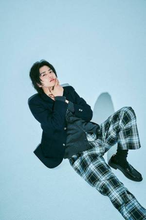 飯島寛騎がクール男子を熱演！「胸キュンと人間の成長を楽しめる作品です」