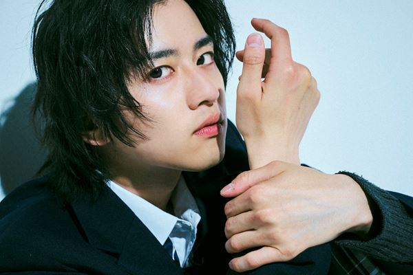 飯島寛騎がクール男子を熱演！「胸キュンと人間の成長を楽しめる作品です」