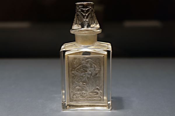 古代オリエントからルネ・ラリック、濱田庄司まで240点を紹介 パナソニック汐留美術館『香りの器 高砂コレクション展』