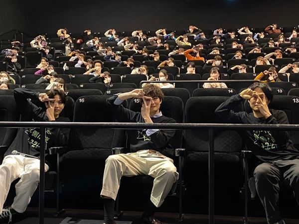 岡田将生＆志尊淳がサプライズ登場！　『さんかく窓の外側は夜』森ガキ侑大監督ティーチインイベント