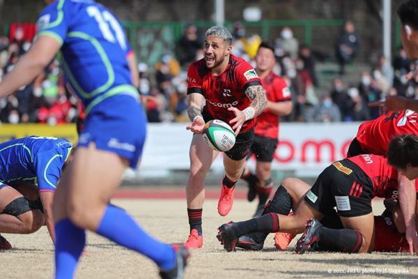 V候補たちが好発進！ どうなる、最後のトップリーグ優勝戦線