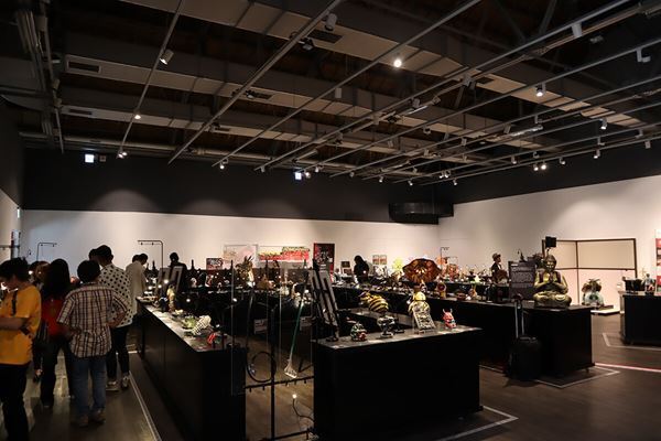 片桐仁、初の海外個展『ギリ展台湾』が開幕！