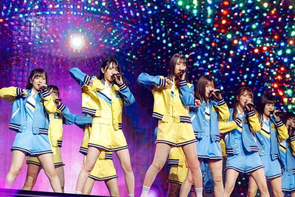 日向坂46、デビュー2周年記念ライブで昨年2月ぶりにファンと再会　新シングル『君しか勝たん』も発表