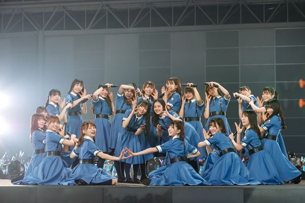 日向坂46、デビュー2周年記念ライブで昨年2月ぶりにファンと再会　新シングル『君しか勝たん』も発表