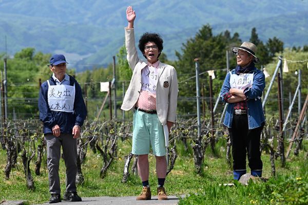 片桐仁誕生日記念　『99.9-刑事専門弁護士- THE MOVIE』「明石、行きまーす！！」場面写真公開