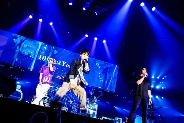 UVERworld、新曲「来鳥江」3人目のボーカルは山田孝之　横アリ初日で“完成形”初披露