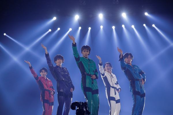 超特急3日連続オンラインライブ　“クール＆セクシー”なステージで噛みしめた8号車との絆