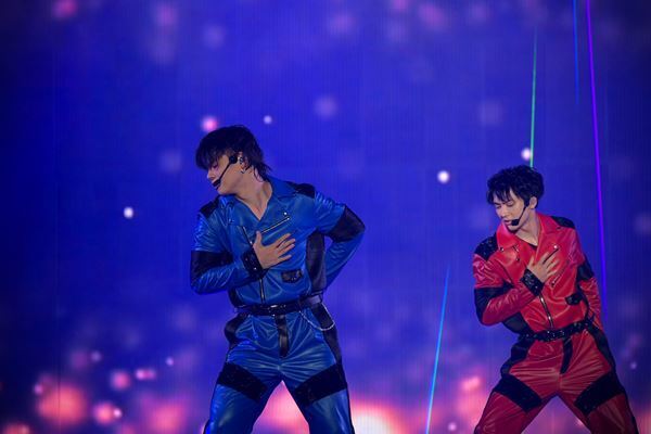 超特急3日連続オンラインライブ　“クール＆セクシー”なステージで噛みしめた8号車との絆