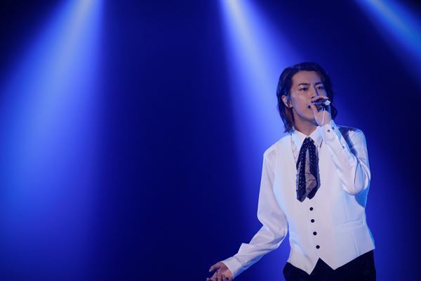 超特急3日連続オンラインライブ　“クール＆セクシー”なステージで噛みしめた8号車との絆