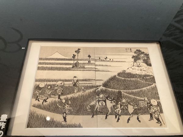 床から天井まで北斎で埋め尽くされた展示空間は圧巻！『北斎づくし』展、東京ミッドタウン・ホールにて開催中