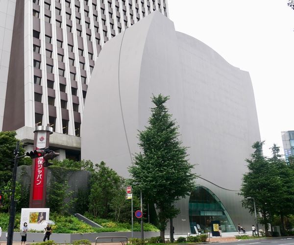 ゴッホ《ひまわり》がより見やすく！ 「SOMPO美術館」新オープン