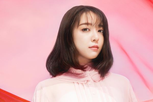 上白石萌音、カバーアルバムより4曲先行配信＆全国4都市でポップアップストア『あの店』開催