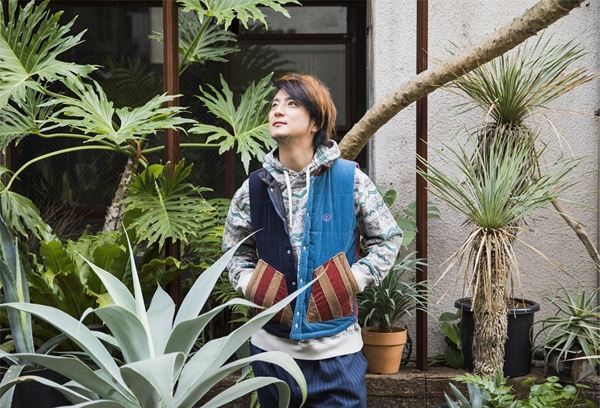 遊助、ソロデビュー10周年を記念して日本武道館でワンマンライブ