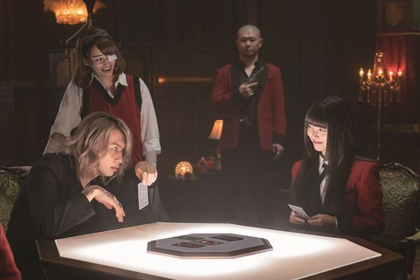 浜辺美波＆藤井流星が滾る瞬間「藤井さんはお兄ちゃんみたいな存在でした」