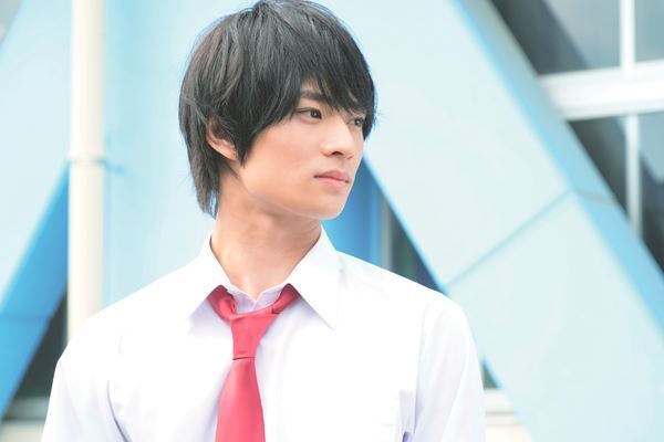 浮所飛貴、白石聖、板垣瑞生、原菜乃華それぞれの切ない表情が　『胸が鳴るのは君のせい』新場面写真公開