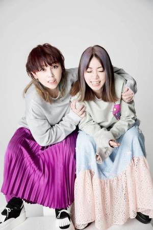 PUFFY、デビュー25周年記念BOX『PLAYLIST～PUFFY 25th Anniversary～』収録内容公開