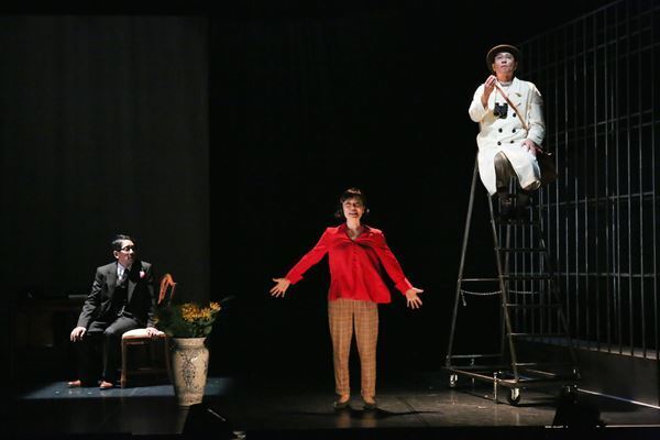 八嶋智人、小林聡美、野間口徹の顔合わせでおくる男女3人のビターなコメディ　『あなたの目』が開幕