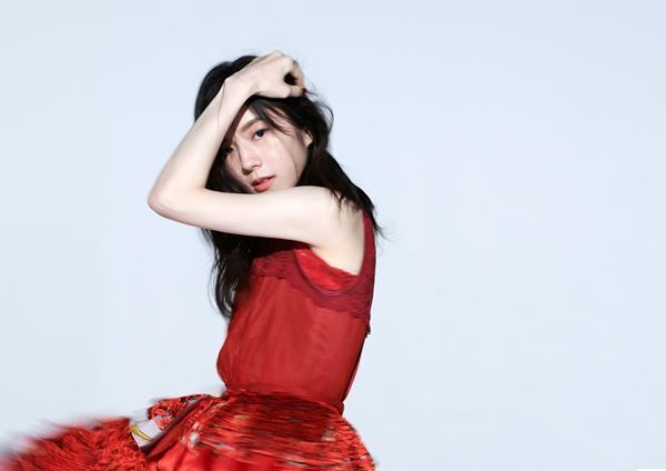 milet、新曲「checkmate」が『映画 賭ケグルイ』第2弾主題歌に決定　初の全国ホールツアー開催も