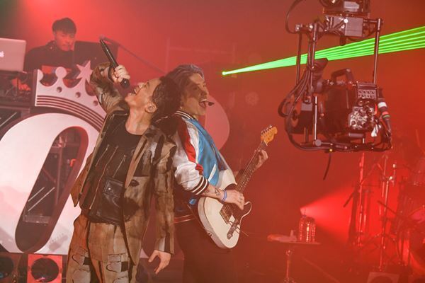 ぴあアリーナでの豪華競演を1万人以上が目撃！KREVA主催『908 FESTIVAL ONLINE 2020』レポート