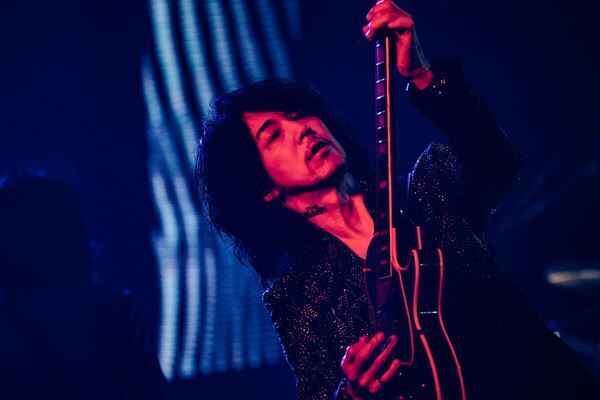 THE YELLOW MONKEY、幾多の思い出とともに新たな歴史を刻んだ横浜アリーナ公演レポート