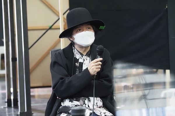 『SLAPSTICKS』の生みの親・KERAが名場面を観ながらサイレント映画を解説　“スペシャル・レクチャー”レポート公開